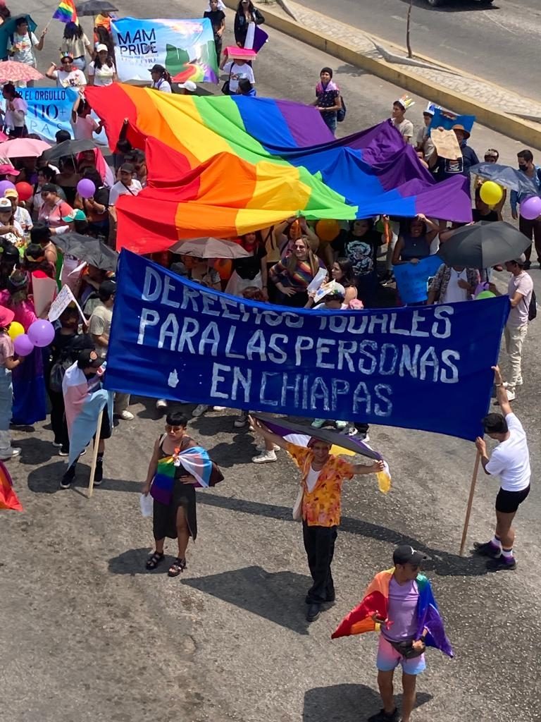 gaychis3