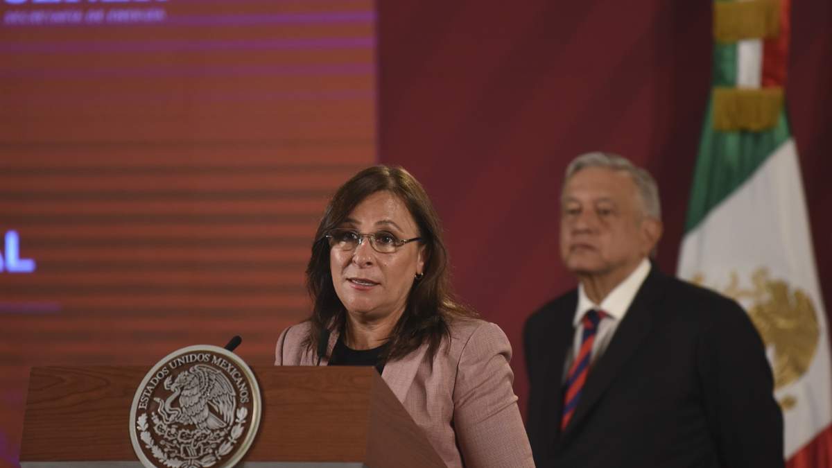 Rocío Nahle, titular de la Sener y el presidente López Obrador. Foto: Eduardo Miranda