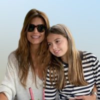 De tal palo, tal astilla: Juliana Awada y Antonia Macri comparten los básicos para estar más calentitas en invierno