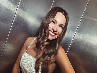 Pampita brilló con un outfit sofisticado y con gran empoderamiento: conocé la clave de su combinación
