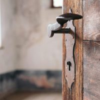 El truco perfecto para limpiar los picaportes de tu casa sin arruinarlos y dejarlos como nuevos en minutos