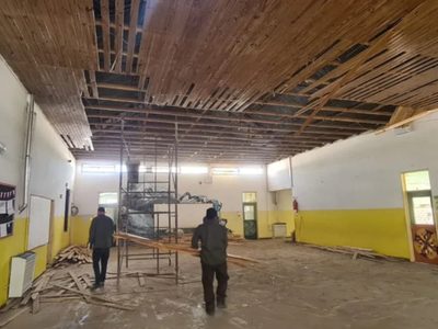 El gobierno busca terminar el plan de refacciones en las escuelas antes de que vuelvan las clases