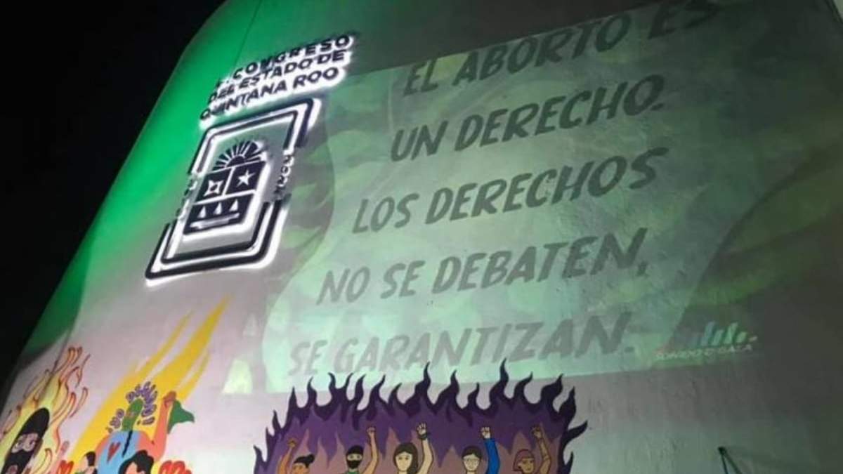 El Congreso de QR fue tomado nuevamente por grupos feministas