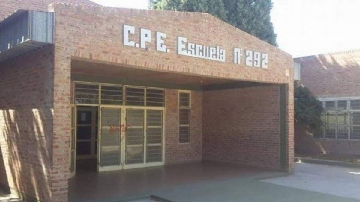 Escuela N°292, Cutral Co. Fuente: (Twitter)