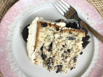 Bizcochuelo de Oreo: cremoso y con el sabor más irresistible para comenzar esta semana