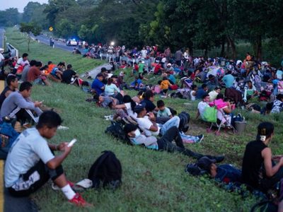 Activista acusa a INM de fomentar la violencia y xenofobia contra la caravana migrante