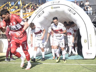 La AFA sancionó a 6 futbolistas de Morón y sólo uno de Deportivo Madryn
