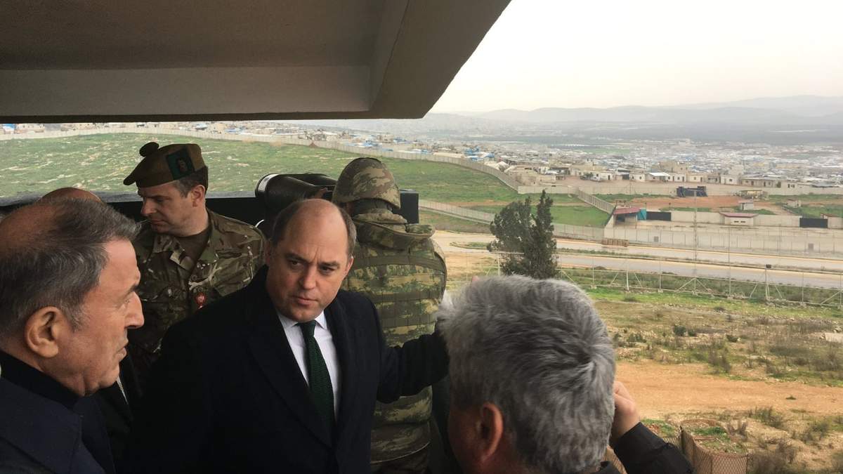 El ministro de Defensa de Reino Unido