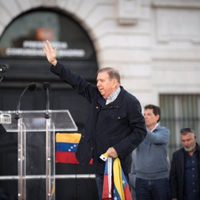 Edmundo González participa en movilización en Madrid dos meses después de comicios venezolanos