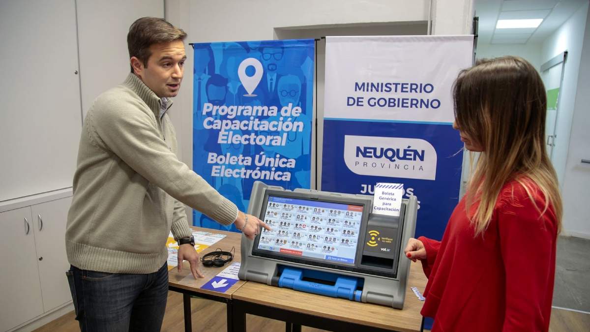 Para las elecciones municipales se utilizará el voto electrónico. Fuente: (Twitter)
