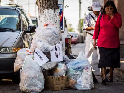 Empleados de limpia reprochan a alcalde de Querétaro concesión del servicio