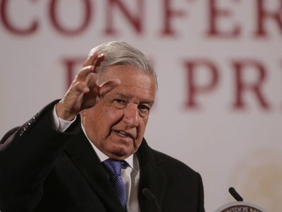 AMLO exige pruebas a adversarios que lo vinculan con el narco: “son viles calumniadores”