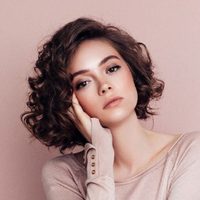 Para todos los gustos: si tenés rulos, estos son los cortes de cabello que serán tendencia este próximo verano