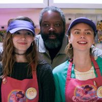 5 motivos para ver la nueva comedia de Netflix, "Teenage Bounty Hunters”