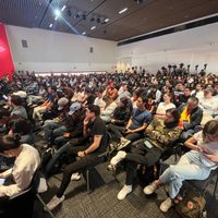 A menor edad, más resistencia a las urnas: así ven los jóvenes las elecciones de 2024