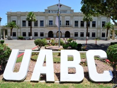 Rector de la UABC acusa a diputados de “intromisión y violar la autonomía”; se niega a comparecer