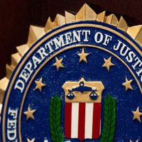 FBI registra casa de reportera de Washington Post en investigación de documentos clasificados