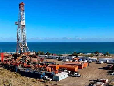 DLS Archer vende sus activos en el Golfo San Jorge y refuerza su estrategia en Vaca Muerta