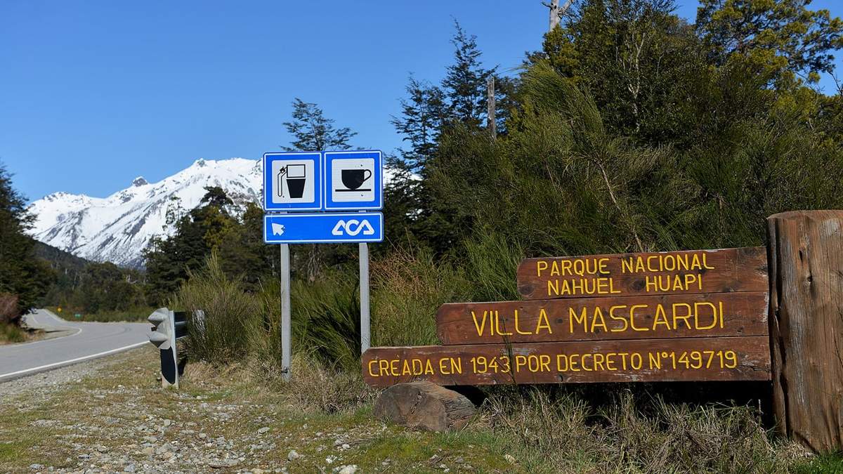 Ingreso al Parque Nacional en Villa Mascardi. Fuente: (Twitter)