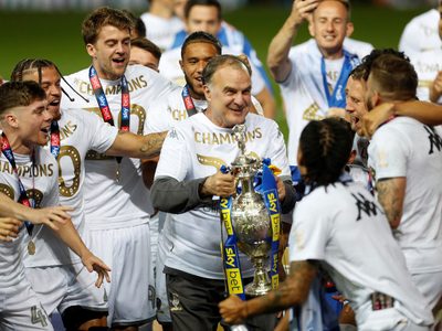 El delantero argentino que busca el Leeds de Marcelo Bielsa