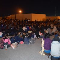 Más de 600 migrantes fueron interceptados en México: viajaban hacinados en camiones refrigerados
