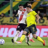 Lo pidió todo el Halcón: con polémica por un penal no cobrado, River empató 0 a 0 con Defensa