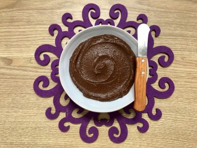 Crema untable de cacao: con 3 ingredientes y una textura increíble, una receta que sorprende y cuida tu bolsillo