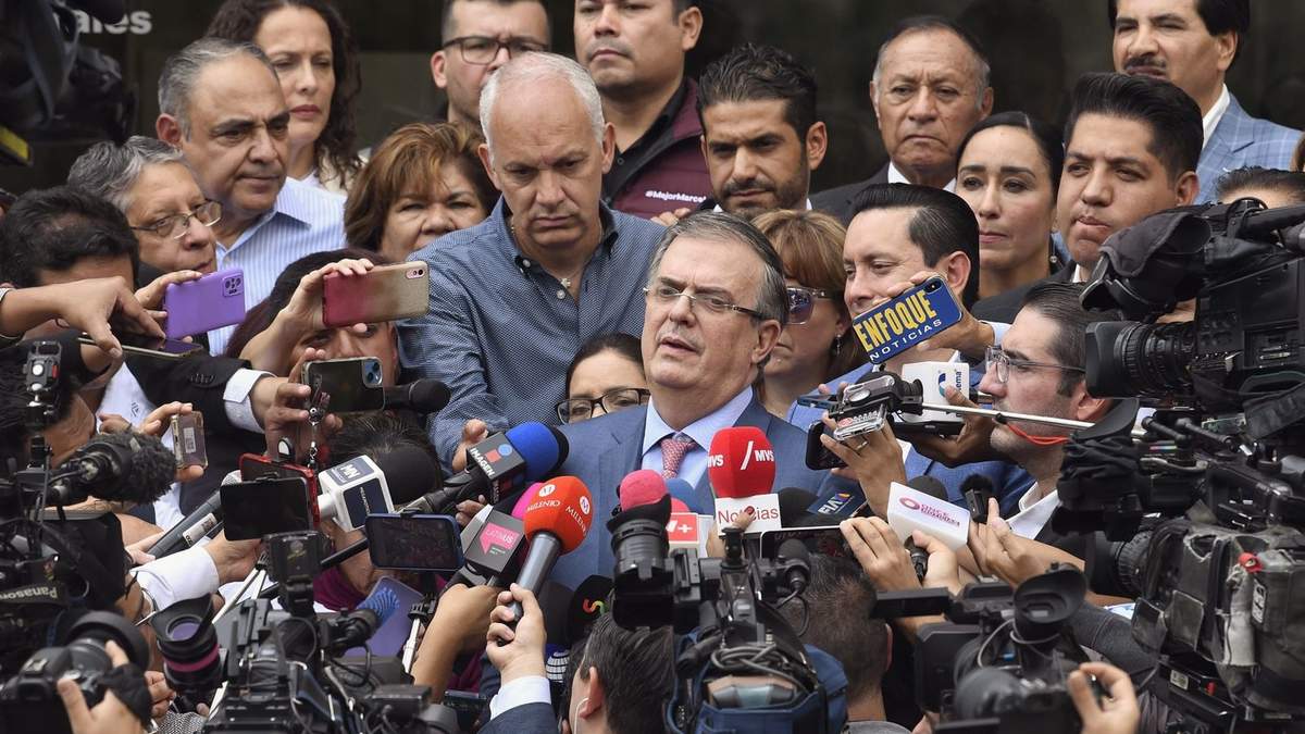 Marcelo Ebrard luego de pagar multa del INE