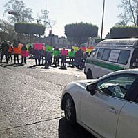 Maestros extienden protestas en Michoacán; pagos, sólo si retiran bloqueos: Aureoles