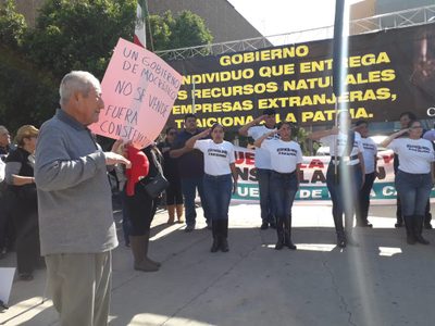 '¡Mi agua no se vende!” claman en BC al reactivar protestas contra Constellation Brands