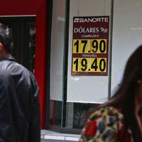 Depreciación del peso pone en aprietos a América Móvil