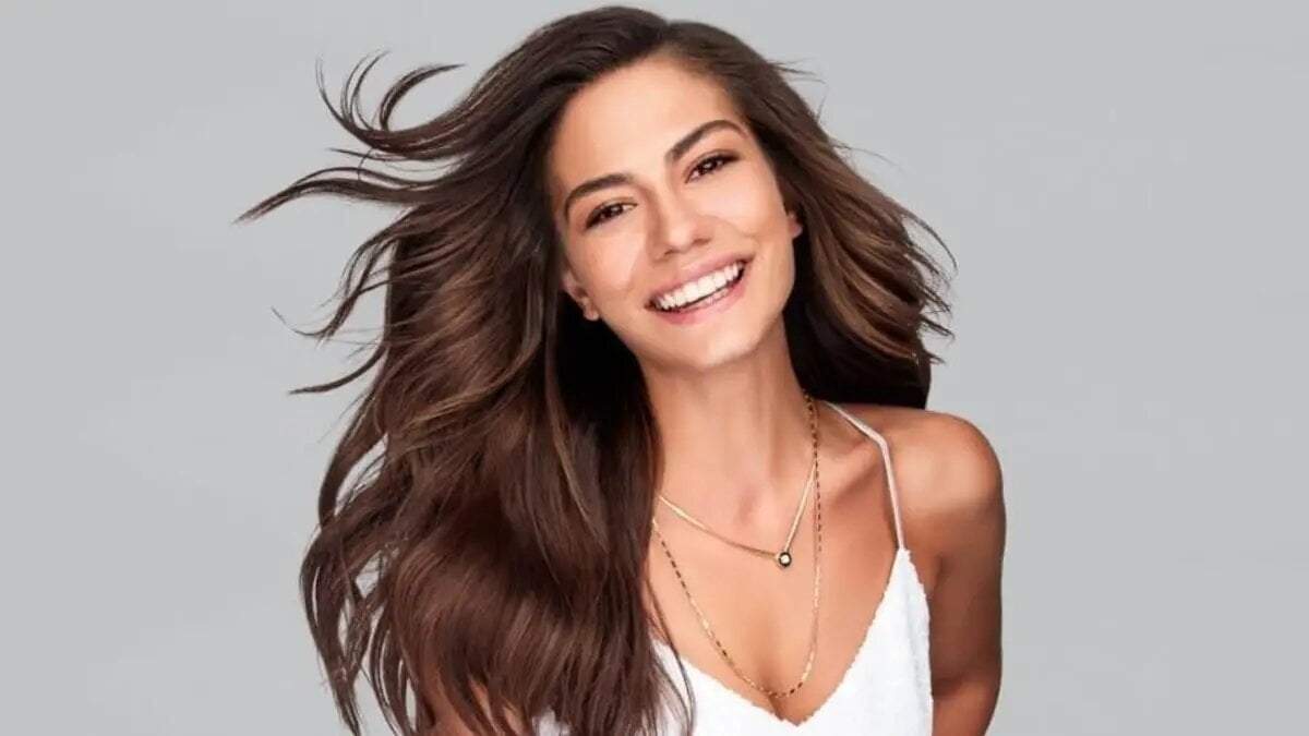Demet Özdemir, protagonista de "Soñar Contigo". Fuente: (Instagram)