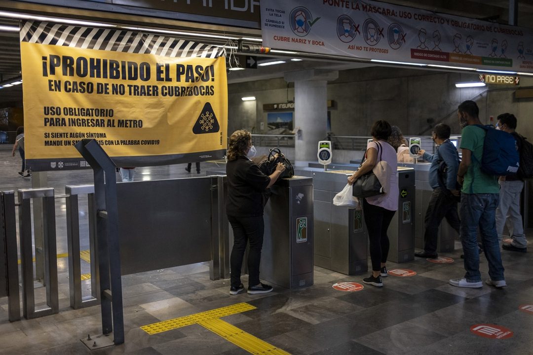111120-Metro-as19