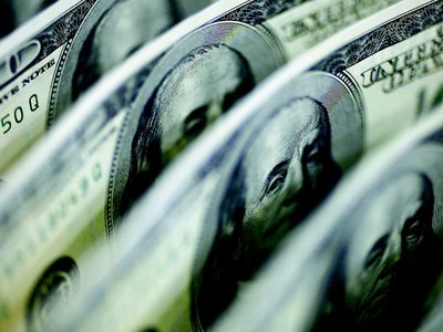 Polémica por el dólar solidario: la Afip reglamentó la aplicación del 30%