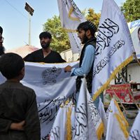 Los talibanes ganaron y las mujeres perdieron: cómo está Afganistán a un año de la toma de Kabul