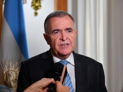 Osvaldo Jaldo anunció que prohibirá las fiestas electrónicas en Tucumán