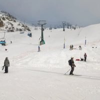 Más de 4.500 ciudadanos visitaron el Cerro Bayo este fin de semana largo