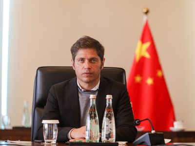 En China, Axel Kicillof avanzó en acuerdos bilaterales para financiar obras de energía