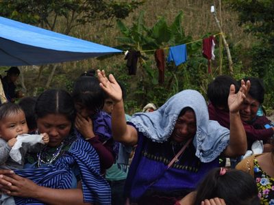 Tsotsiles desplazados de Chenalhó piden ayuda humanitaria