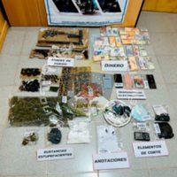 Secuestraron casi 25 millones de pesos en drogas en dos viviendas de Cutral Co