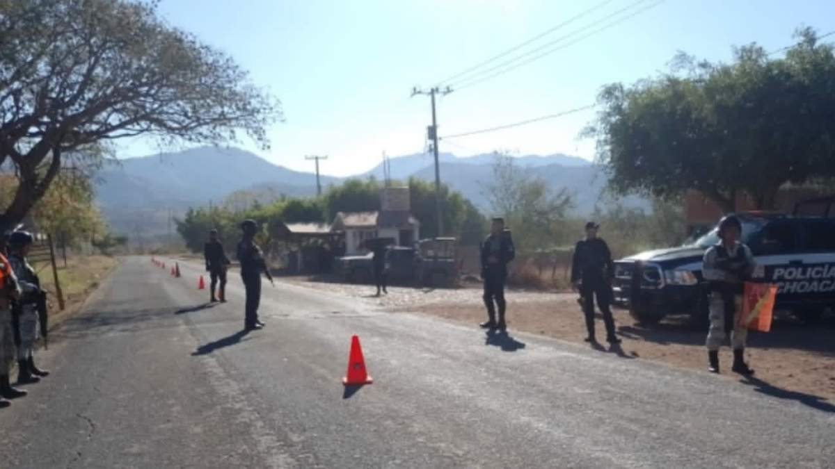 Operativo en Aguililla