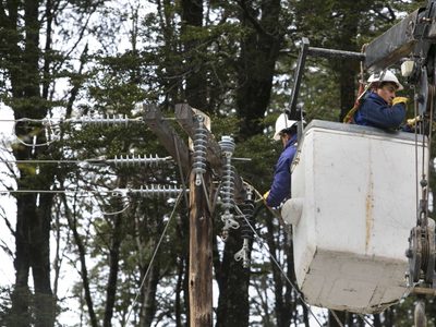 Desde el martes hasta el viernes habrán cortes de luz en Villa La Angostura