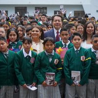 Inicia entrega de 6 millones de Cartillas de las Mujeres a estudiantes de secundaria