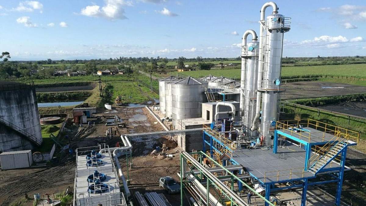 Planta de producción de bioetanol. Fuente: (Twitter)