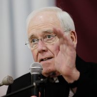 El Papa acepta renuncia de obispo acusado de encubrir abusos en Estados Unidos