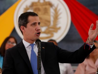 Venezuela: Juan Guaidó anunció el arribo de equipos de protección para el personal de la salud