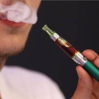 La OMS pide endurecer las medidas contra los cigarrillos electrónicos