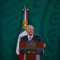 Si los de arriba del INE aportan de su sueldo para la consulta, alcanza, o ciudadanía que organice