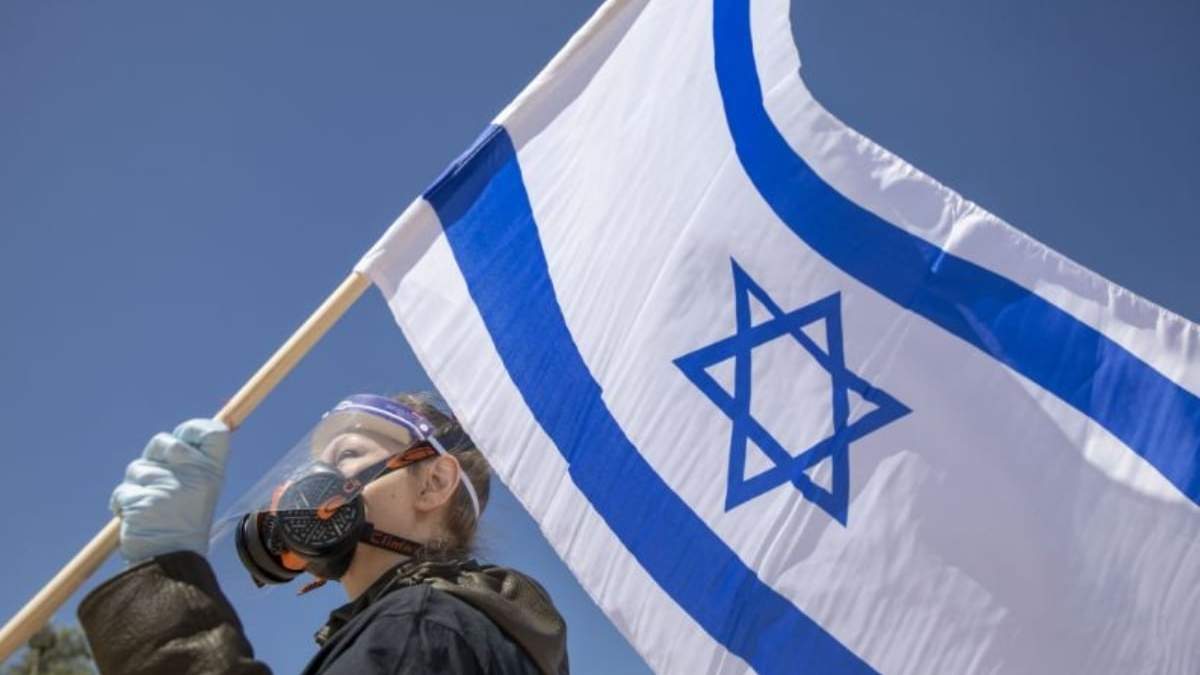 Israel suspendió la imposición del uso de cubrebocas al aire libre