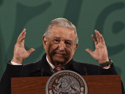 Si diputados del PRI no aprueban reforma eléctrica serán "buenos salinistas": AMLO